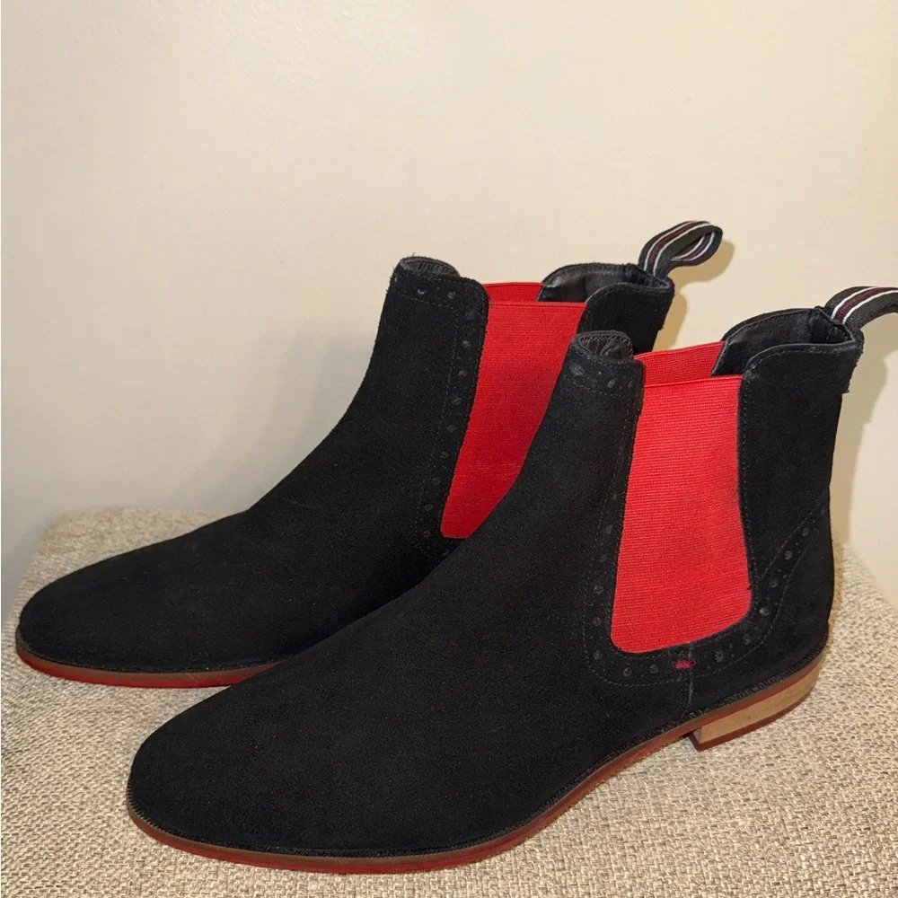 Carlos By Carlos Santana Mantra Suede Chelsea Boot